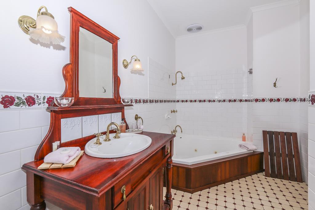 Rosebridge House Bed & Breakfast Adult Retreat Gooseberry Hill Exteriér fotografie